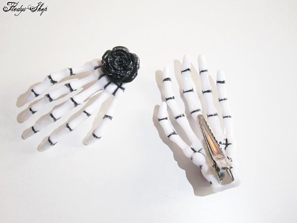 Rose Skull Haar-Clip Skeletthand